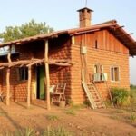 Свет вдали от города: как грамотно организовать подключение дома в сельской местности